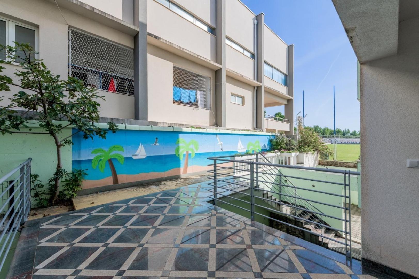 Ruza&Nikolina "1" Apartmani - Baška Voda Extérieur photo