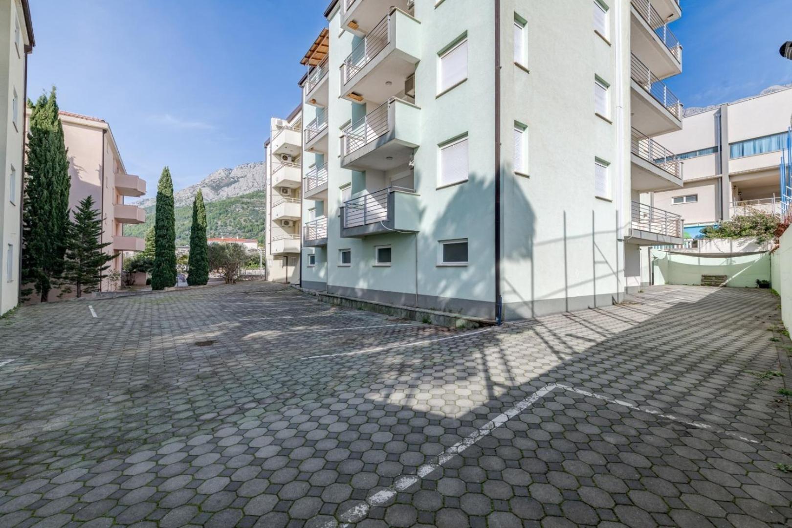 Ruza&Nikolina "1" Apartmani - Baška Voda Extérieur photo