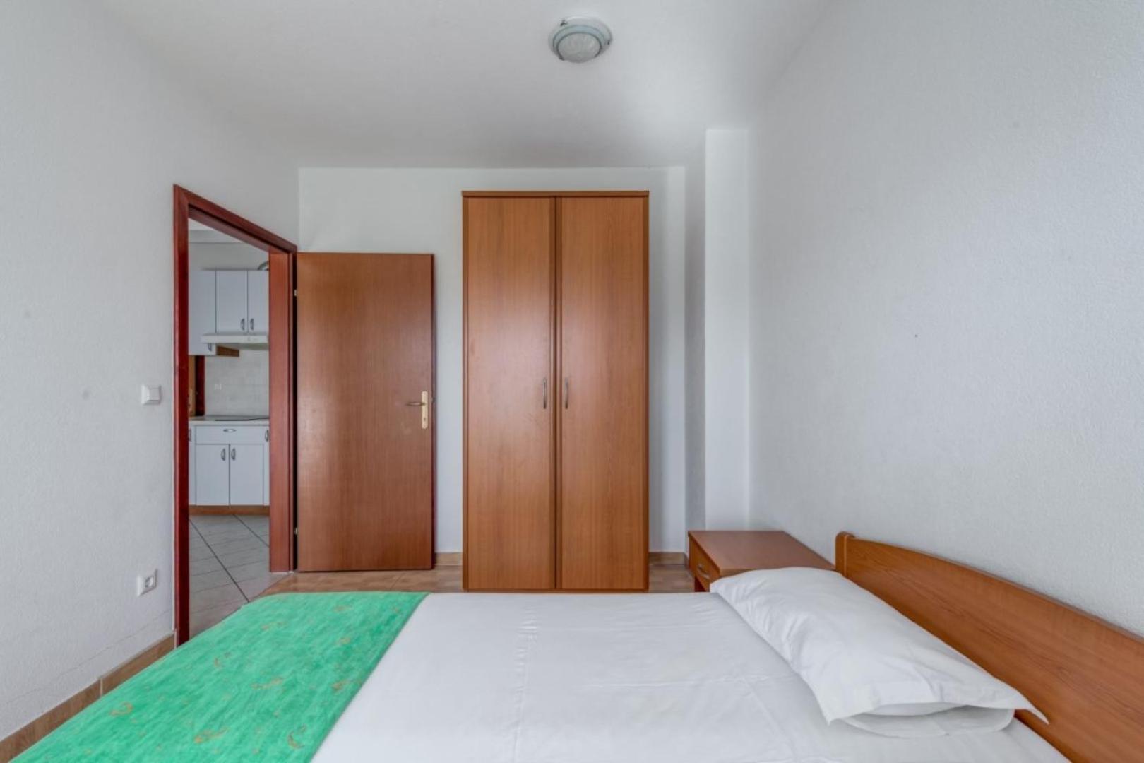 Ruza&Nikolina "1" Apartmani - Baška Voda Extérieur photo