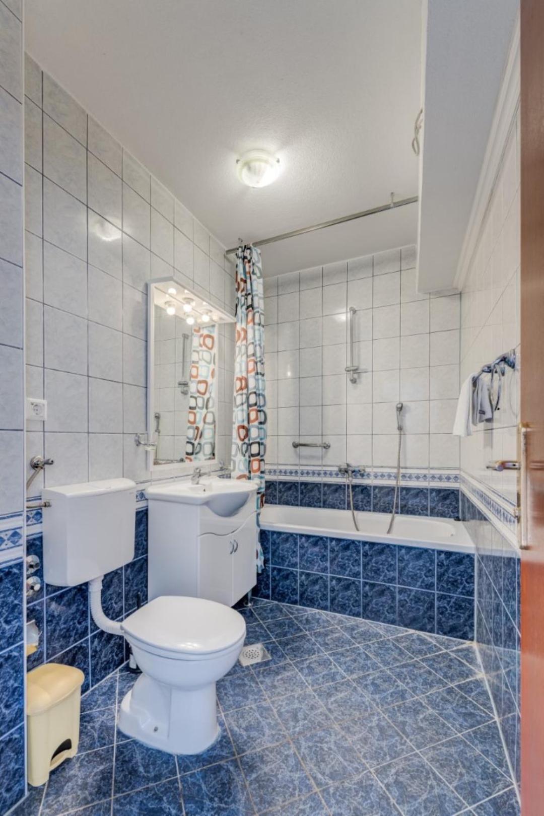 Ruza&Nikolina "1" Apartmani - Baška Voda Extérieur photo
