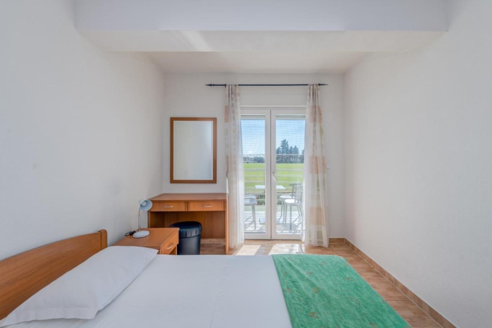 Ruza&Nikolina "1" Apartmani - Baška Voda Extérieur photo